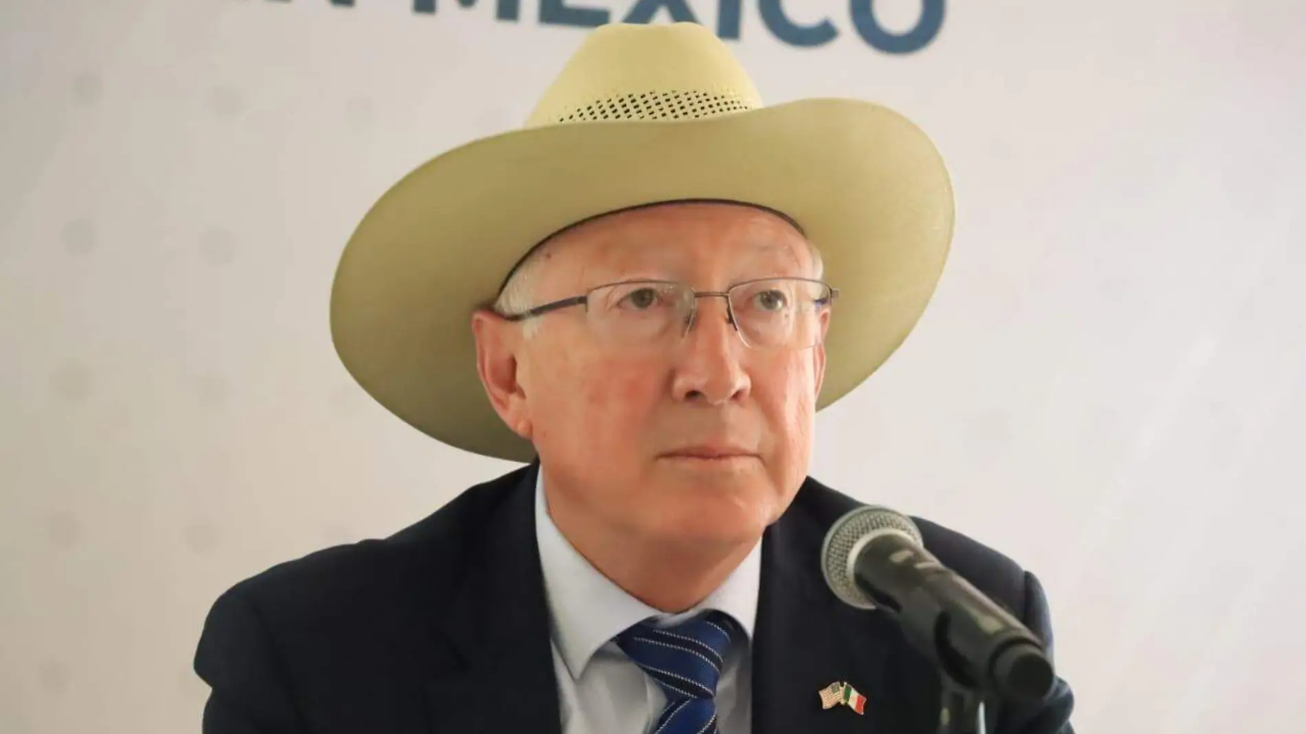 Embajador Ken Salazar (2)